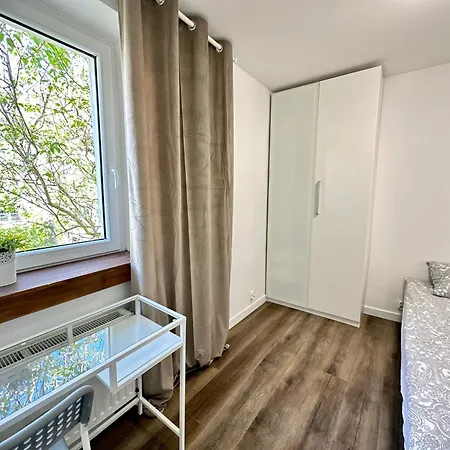 4-pokojowe Mieszkanie Przy Plazy & Parking * Σόποτ
