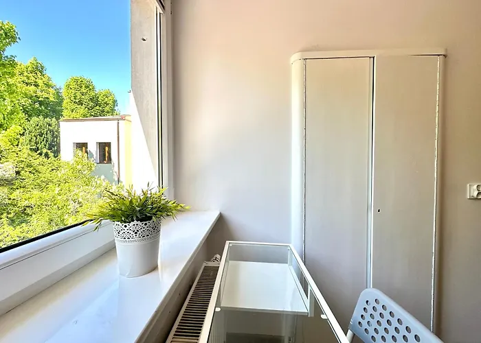 4-pokojowe Mieszkanie Przy Plazy & Parking