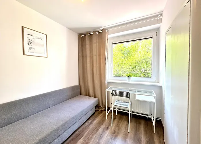 Appartamento 4-pokojowe Mieszkanie Przy Plazy & Parking